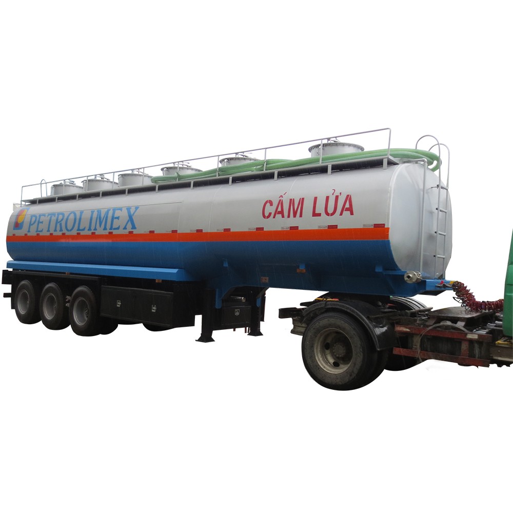 Semirimorchio cisterna per olio 3 assi 45000 litri