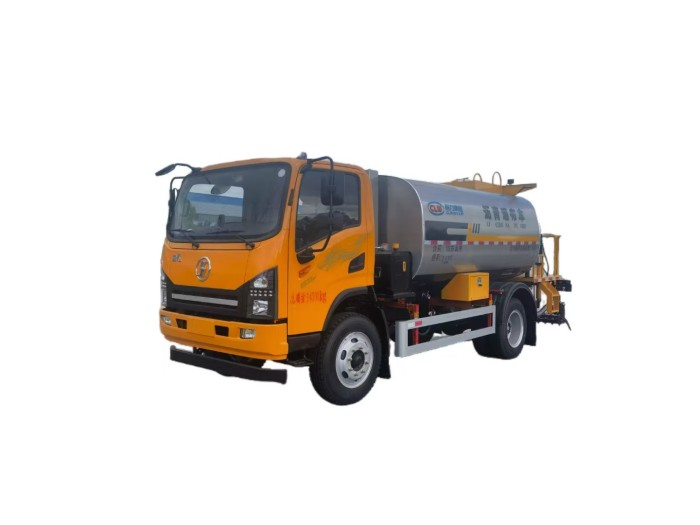 Camion distributore di asfalto Shacman 8cbm